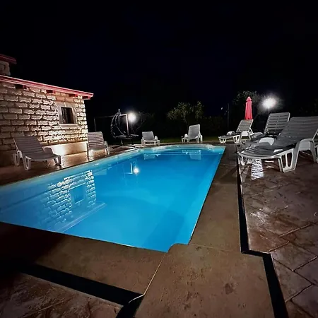 Manghisi Villa Noto